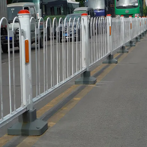 Barandilla de acero para carretera al por mayor, barrera de separación de pasarela, aplicación de carretera de metal - Product Image 4