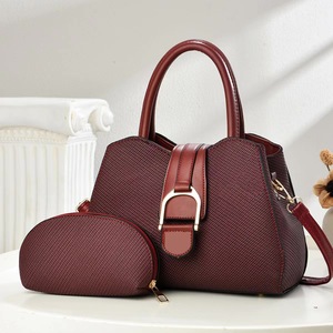 Conjunto de Bolsos de Dos Piezas para Madre e Hija, Color Negro, Tamaño Grande, Bolso Elegante con Parche Interior, Verano 2025, Uso Diario - Product Image 2