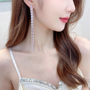 الأقراط شرابة طويلة على الموضة الكورية العصرية تعديل الوجه الدينية المتخصصة مصمم الزركون النحاس شرابة الأقراط النساء - Product Image 5