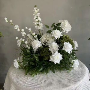 D-FR171 Camino de mesa con rosas al por mayor, camino de mesa blanco con flores, camino de mesa de lujo con flores artificiales de seda para decoración de bodas - Product Image 1