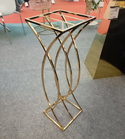 Luxuriöser Rechteckiger Hochzeits-Blumenständer Metall Gold Vase für Eventdekoration und Hochzeits-Tischdekoration