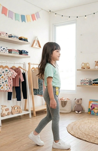 Leggings Transpirables para Niños al por Mayor, Pantalones Largos con Cintura Elástica para Deportes y Juegos Casuales - Product Image 2