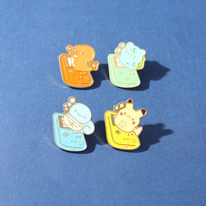 High-Quality Lacquerware Refrigerator Magnet Pin Brooch Souvenir for Decoration