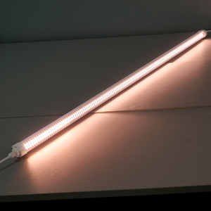 Tiên tiến IP67 T8 ống dẫn phát triển đèn quang phổ đầy đủ UV/IR bổ sung cho nhà máy phát triển nhà kính làm vườn trồng trọt - Product Image 1