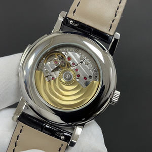 Montre mécanique vintage pour homme, boîtier rond argenté, bracelet en cuir de crocodile noir, petit second cadran secondaire, montre élégante et formelle - Product Image 6