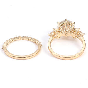 Conjunto de anillos de boda personalizados de oro de 18 quilates con diamantes de 2 quilates, conjunto de anillos elegantes para niñas, conjunto de anillos de boda de aniversario para parejas - Product Image 4