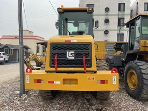 Cargadora de Ruedas de Servicio Pesado de 3T con Fuerza de Arranque de 93.5kN y Ángulo de Dirección de 40 Grados para Movimiento de Tierras y Carga de Agregados - Product Image 3