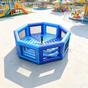 Jeu gonflable commercial Wipeout avec balayeuse rotative, jeu interactif pour enfants et adultes, location pour fêtes et événements - Product Image 5