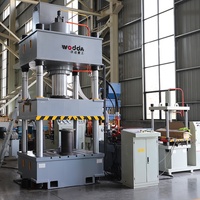 Presse hydraulique à quatre colonnes pour le tirage de l'acier 100 300 500 tonnes - Prix