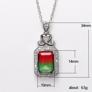 Elegante Collana con Ciondolo Quadrato Colorato per Donne, Catena alla Moda per la Clavicola - Product Image 3