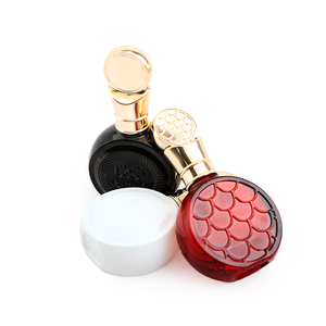 Vente <span class=keywords><strong>en</strong></span> <span class=keywords><strong>gros</strong></span> de flacons de parfum ronds <span class=keywords><strong>en</strong></span> verre personnalisés de 50 ml, emballages de parfum vides colorés avec bouchon doré - Product Image 6