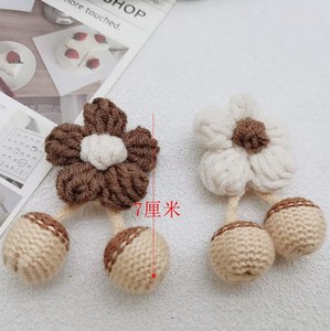 ชุดทำต่างหูโครเชต์แฮนด์เมดลายเชอร์รี่ ของตกแต่ง DIY ด้วยไหมพรม ชุดอุปกรณ์ทำต่างหูรูปดอกไม้ - Product Image 4