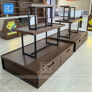 Étagère de présentation à double niveau en bois sur mesure avec cadre métallique pour îlot <span class=keywords><strong>central</strong></span> de magasin de détail - Product Image 4