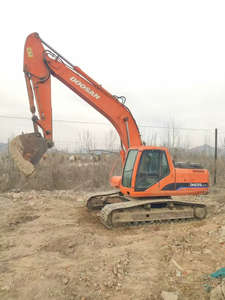 Excavatrice sur chenilles DOOSAN DH225LC-7 de 20 tonnes avec chenilles en caoutchouc usagées Mini pelles Composants de roulement focalisés en bon état - Product Image 3