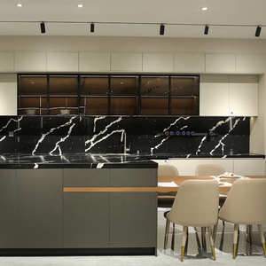 Mueble de Cocina PET Blanco con Acabado <span class=keywords><strong>George</strong></span> <span class=keywords><strong>Skin</strong></span> Feel, Mesa de Comedor Extensible de Madera Maciza y Cubierta de Mármol Negro - Product Image 1