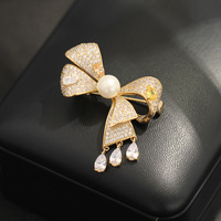Broche de luxe XILIANGFEIZI avec nœud bleu en zircon et pompon, accessoires exquis et haut de gamme pour femmes