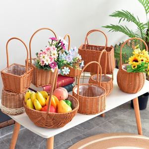 手工防水藤编织篮花卉设计手持节日鲜花礼品篮 - Product Image 1