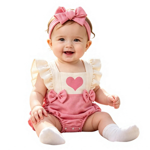 Conjunto <span class=keywords><strong>de</strong></span> 2 piezas <span class=keywords><strong>de</strong></span> <span class=keywords><strong>ropa</strong></span> infantil para niñas: Top <span class=keywords><strong>de</strong></span> poliéster con lazo y mangas volantes y pantalón con tirantes cruzados en la espalda, ideal para el verano. - Product Image 2