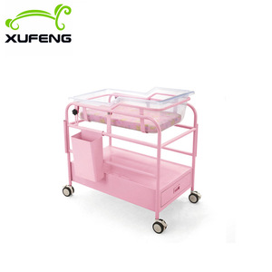Cuna médica Xufeng de acrílico con barandillas, tipo hospital, para recién nacidos - Product Image 3