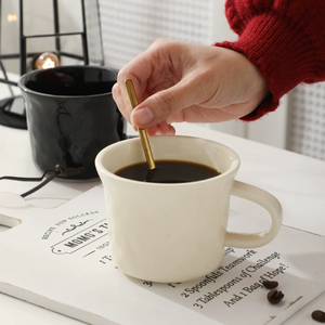 Minimally Designed Hand-Molded Porcelain <b>Mug</b> <b>Reusable</b> Dishwasher Microwave Safe Customizable Logo Cartoon Style Business Gift - Product Image 4