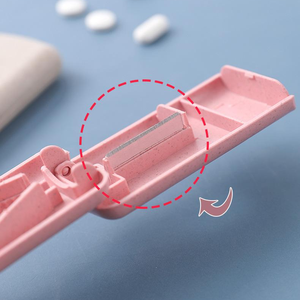 新着生分解性小麦ストローピルボックスポータブルピルカッターケース医療用タブレットディバイダースプリッターディスペンサー付き - Product Image 5