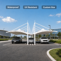 Structure de carport à membrane, type aile de papillon, avec mât central et câbles radiaux, abri de stationnement, imperméable, résistant aux UV, conception personnalisée