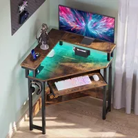 Bureau de jeu d'angle triangulaire avec prises de courant et lumières LED, petit poste de travail d'angle avec support de moniteur et plateau de clavier