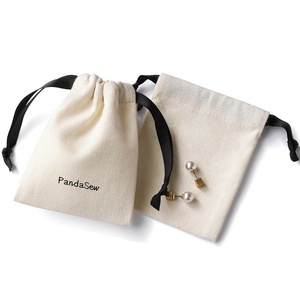 PandaSew Pochette à bijoux en toile de coton beige de haute qualité personnalisée 10x8cm, sac à cordon mignon - Product Image 1