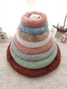 بسعر الجملة سرير حديث من الجلد الناعم للنوم بتصميم مدفأ من صنع الحيوانات الأليفة - Product Image 5