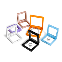 Boîte de présentation carrée transparente pour bijoux avec film PE flottant, emballage scellé anti-oxydation pour boucles d'oreilles et colliers