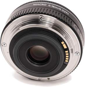 Lente EF-S 24mm F/2.8 STM de Enfoque Manual, Compatible con APS-C, Incompatible con Cámaras de Fotograma Completo - Product Image 3