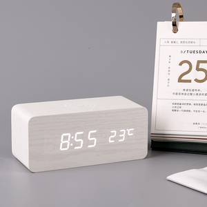 Nuevo Reloj Despertador Digital de Madera para Niños, Producto Más Vendido, Cargador Inalámbrico LED Qi para <span class=keywords><strong>Teléfono</strong></span> Móvil - Product Image 6