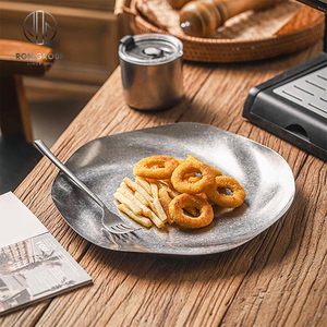 Assiettes en acier inoxydable à motif vague d'eau, vaisselle élégante pour restaurant, <span class=keywords><strong>service</strong></span> <span class=keywords><strong>de</strong></span> restauration et <span class=keywords><strong>de</strong></span> traiteur - Product Image 3
