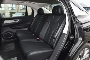 2024 Hongqi E-QM5 560KM PLUS Version 100kW 4-türige 5-sitzer Limousine Elektroauto