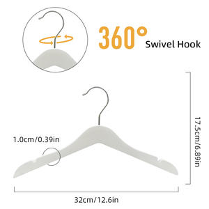 Cintres en bois blanc pour bébé, vente chaude en usine, livraison à temps, 2025, pour garçons et filles, écologiques, gain de place, antidérapants, avec pochette - Product Image 3