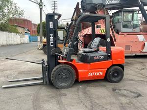 Good Working Condition HeLi <b>Used</b> Diesel Forklift 3 Ton Three Stage Mast 3254mm Fork Length Original for Sale - Product Image 5