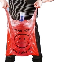 Sacs fourre-tout rouges en PE plastique épaissi, style gilet, avec matériaux recyclés pour l'emballage alimentaire à emporter et le shopping