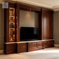 Mueble de TV XINGRUO a Medida, Estilo Heritage, Madera de Nogal Natural, Vitrina Integrada, Consola Multimedia de Lujo Personalizada con LED