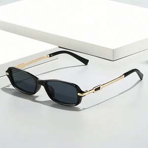 Lunettes de soleil rétro 2025 personnalisées avec logo, monture en alliage, verres carrés, protection UV400, petites lunettes rectangulaires pour hommes et femmes - Product Image 2