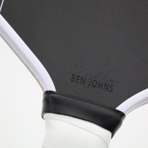 Racchetta da Pickleball per Bambini BEN JOHNS di Alta Qualità, Durevole, Rossa, 16mm 14mm GEN4 TFP in Fibra di Carbonio Senza Bordi con Nucleo a Nido d'Ape - Product Image 5