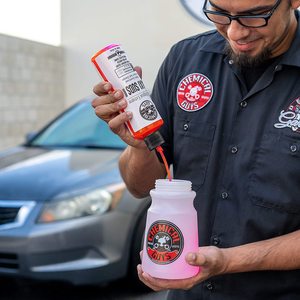 chemicalguys Jabón Suds II para lavado de autos con espuma (Funciona con cañones de espuma, pistolas de espuma o lavados con cubo), 16 oz., Aroma a cereza - Product Image 4