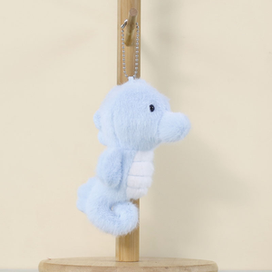 Оптовая продажа: Миниатюрный 13-сантиметровый экологичный плюшевый брелок-подвеска в виде морского конька, мягкая игрушка-морское животное на заказ для промоакций и подарков - Product Image 4