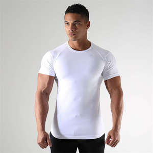 T-shirt de compression uni personnalisé avec logo pour <span class=keywords><strong>homme</strong></span>, tenue de sport et de fitness, anti-humidité, en polyester doux, pour musculation - Product Image 4