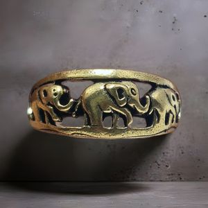 Pendientes de diseño de elefante de plata de ley chapada en oro de alta calidad, joyería de moda de piedras preciosas para regalos de bodas - Product Image 3