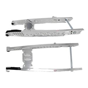 Brazo oscilante triangular hueco de aleación de aluminio para motocicleta, horquilla trasera para Yamaha Y15 Y15ZR LC150 Sniper150 Exciter150 MXKING150 - Product Image 1