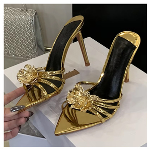 รองเท้าส้นสูงแบบเปิดหัวทรงเหลี่ยม XSD Summer Gold Stiletto ดีไซน์เซ็กซี่ สวยสง่า เหมาะสำหรับงานปาร์ตี้ มีไซส์ใหญ่ 35-40 - Product Image 1