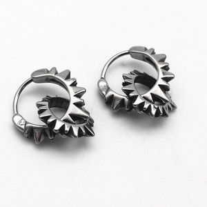 Pendientes de aro yunique con diseño de púas, de acero de titanio, geométricos circulares, a la moda, para hombres y mujeres - Product Image 5
