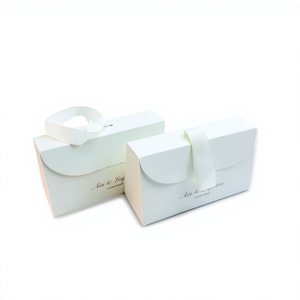 Luxury Paper <b>Craft</b> <b>Bags</b> for Weddings Party Events Personalized Wedding Candy Gift Packaging Envelop Handle <b>Bags</b> for Candles - Product Image 1