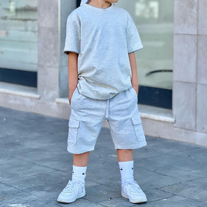 Vente en gros enfants respirant <span class=keywords><strong>100</strong></span> coton manches courtes hauts shorts couleur unie beige gris ensemble d'été pour garçons - Product Image 2