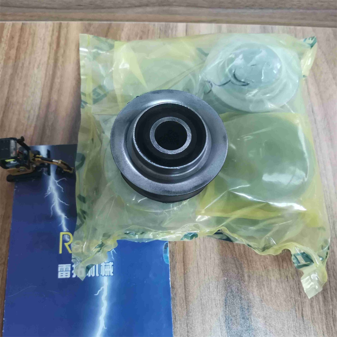 Excavator ZX330 EX220-5 Engine Mount 4188649 4256314 - High
